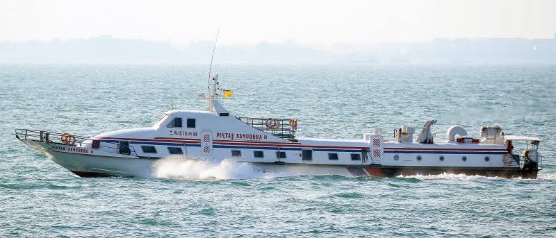 Ferry Pintas Samudra 8 yang akan melayani trayek Selatpanjang-Batu Pahat, Malaysia.